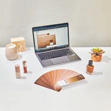 Charger l'image dans la galerie, Pantone SkinTone Guide