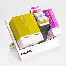 Charger l'image dans la galerie, Pantone Reference Library – 8 930 couleurs – GPC305C - Planetecouleur