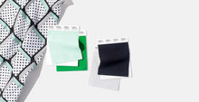 Charger l'image dans la galerie, Pantone Cotton Swatch Card SWCD TCX - Planetecouleur