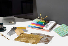 Load image into Gallery viewer, Pantone FHI Metallic Shimmers Color Guide - Planetecouleur