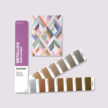 Charger l'image dans la galerie, Pantone Metallics Guide - Planetecouleur