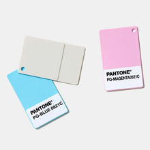 Charger l'image dans la galerie, Pantone Plastic Chips - Planetecouleur