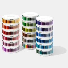Charger l'image dans la galerie, Pantone Plus Plastic Standard Chips Collection - Planetecouleur